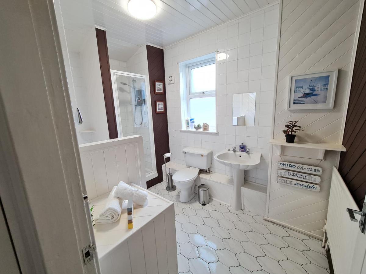 Large 3 Bed Flat, Free Parking Leilighet Newcastle upon Tyne Eksteriør bilde